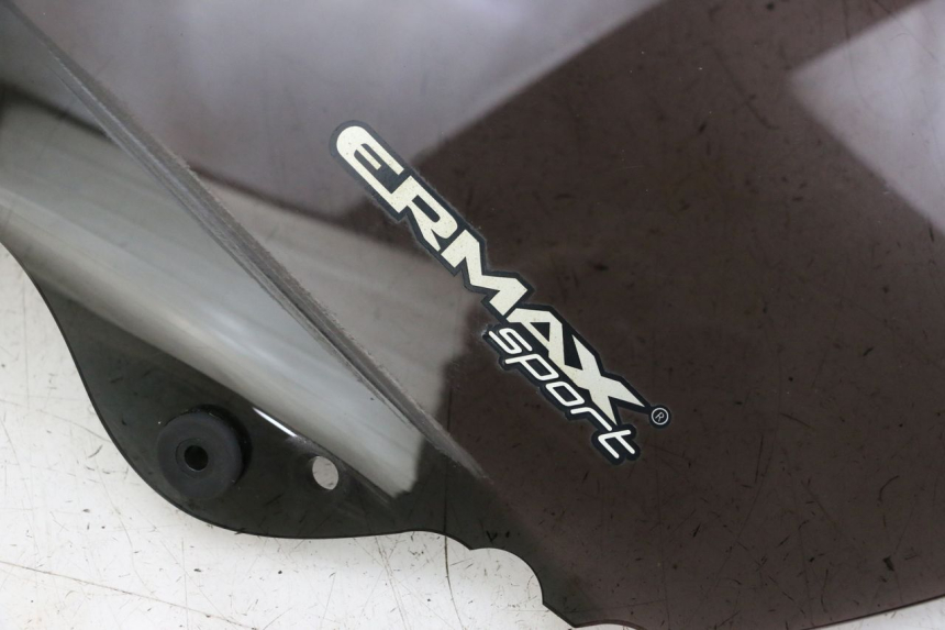 photo de PARABRISAS PEUGEOT SATELIS 125 (2013 - 2018) - Estado da superfície