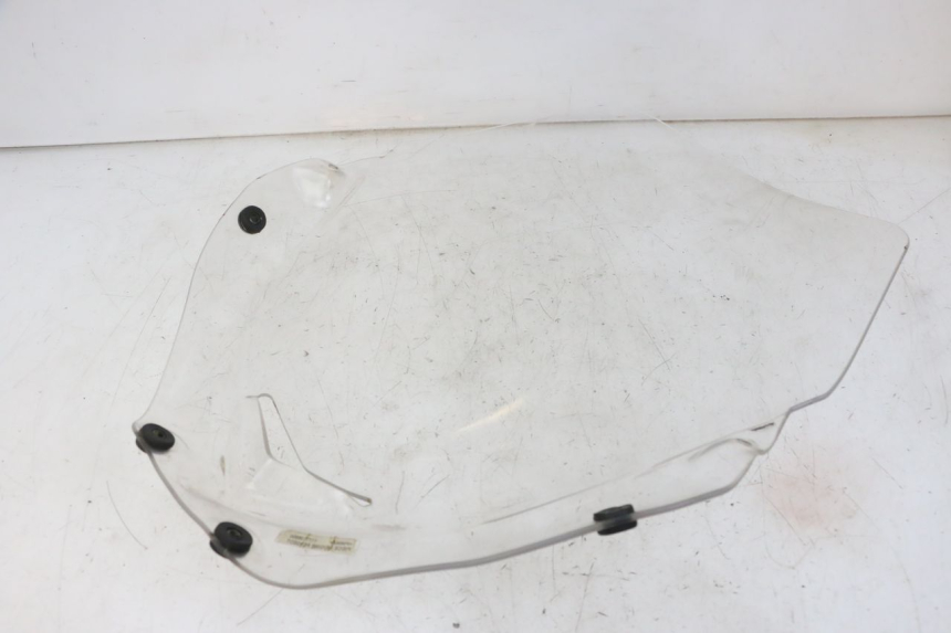 photo de PARABRISAS PEUGEOT SATELIS COMPRESSOR K15 125 (2006 - 2009) - Detalhe da peça
