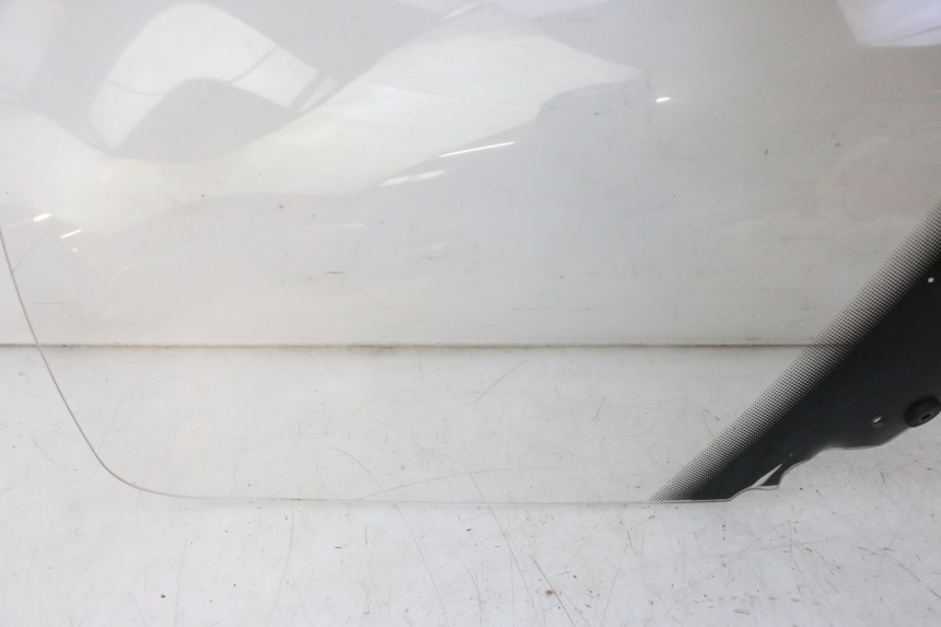 photo de PARABRISAS PEUGEOT SATELIS 125 (2010 - 2012) - Ampliação dos componentes