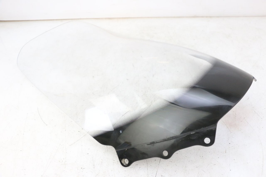 photo de PARABRISAS SUZUKI BURGMAN 125 (2018 - 2021) - Outro ângulo de visão