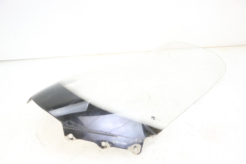 photo de PARABRISAS SUZUKI BURGMAN 125 (2015 - 2017) - Pontos de fixação