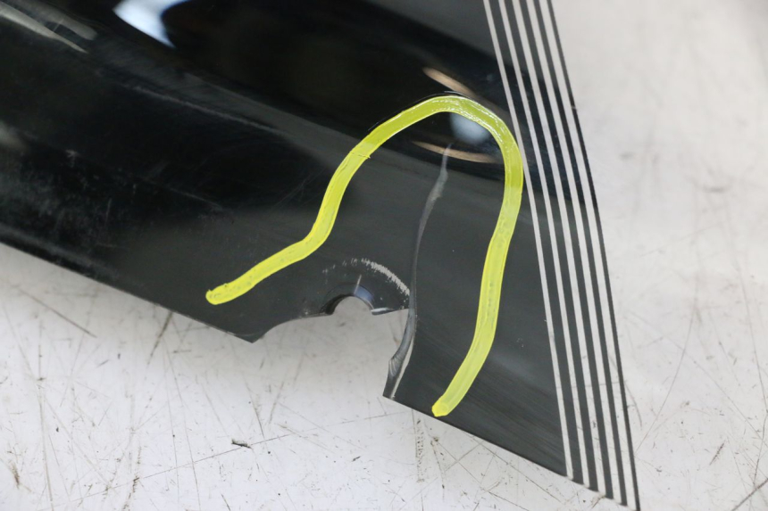 photo de PARABRISAS YAMAHA TDM ABS 900 (2002 - 2014) - Marcações e referências