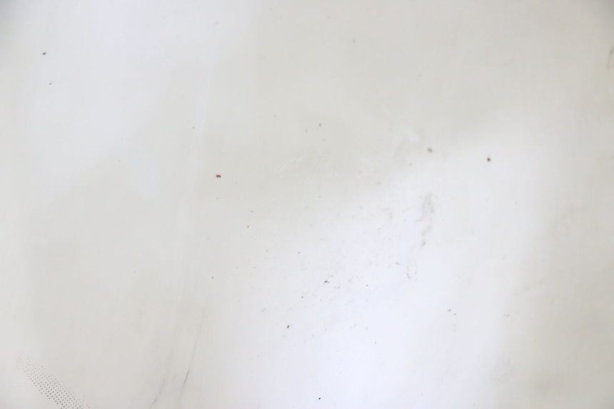 photo de PARABRISAS SUZUKI UH BURGMAN 125 (2002 - 2006) - Detalhe da peça