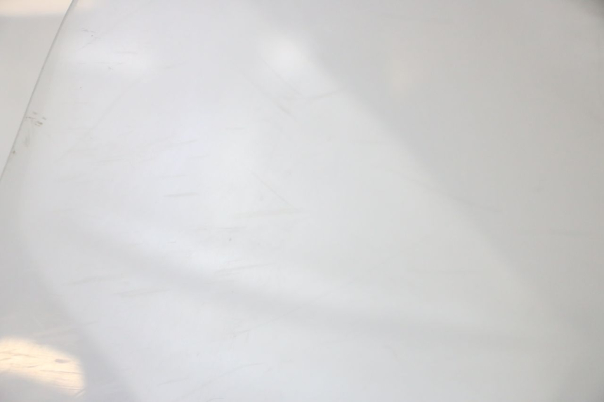 photo de PARABRISAS PIAGGIO VESPA GTS SUPER IE 125 (2009 - 2016) - Vista de perto