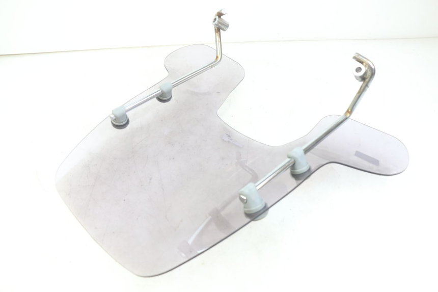 photo de PARABRISAS PIAGGIO VESPA SPRINT 2T 50 (2014 - 2018) - Vista geral