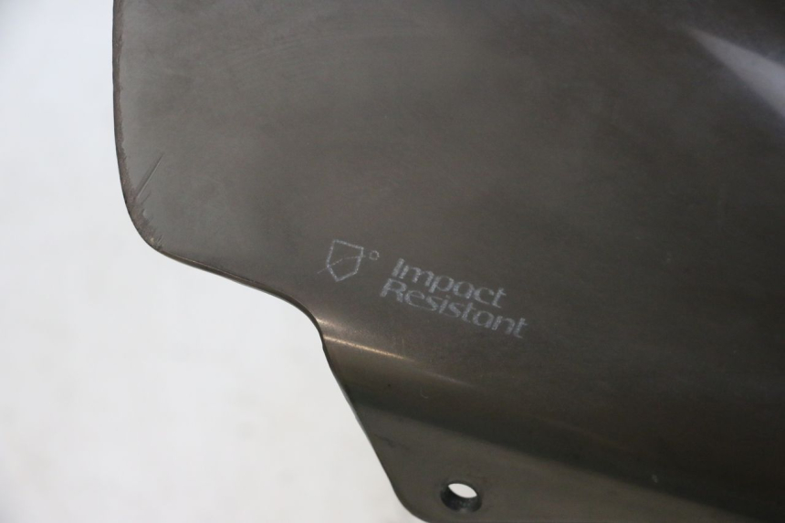 photo de PARABRISAS YAMAHA X-MAX XMAX 125 (2010 - 2013) - Pontos de fixação
