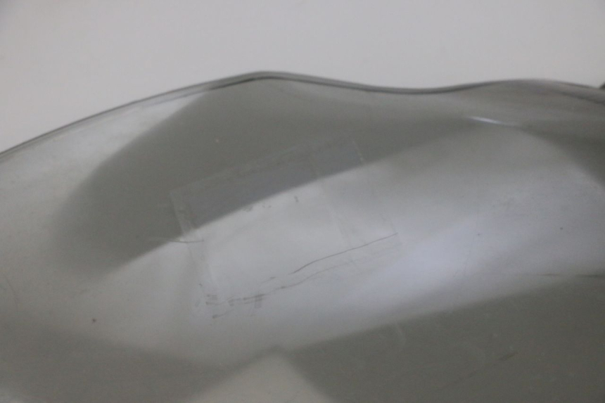 photo de PARABRISAS PIAGGIO X8 125 (2004 - 2007) - Detalhe da peça