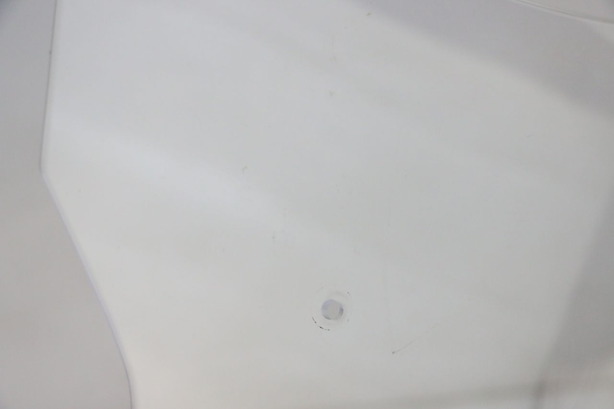 photo de PARABRISAS YAMAHA TRACER 7 700 (2020 - 2024) - Detalhe da peça
