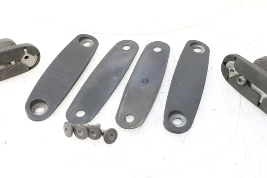 photo de PARABRISAS YAMAHA YP MAJESTY 125 (1998 - 2001) - Zoom do estado de desgaste