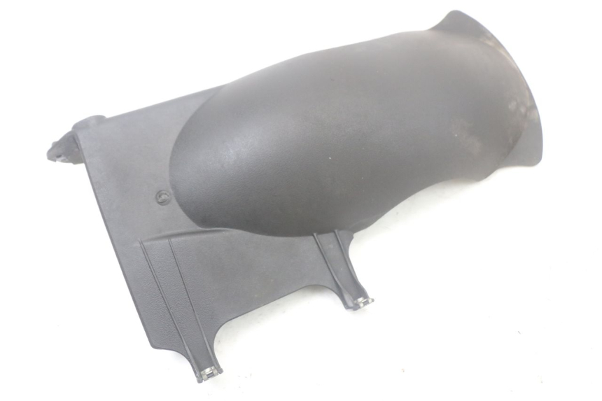 photo de PASSAGEM DA RODA TRASEIRA QUADRO 3D S 350 (2013 - 2018) - Detalhe da peça