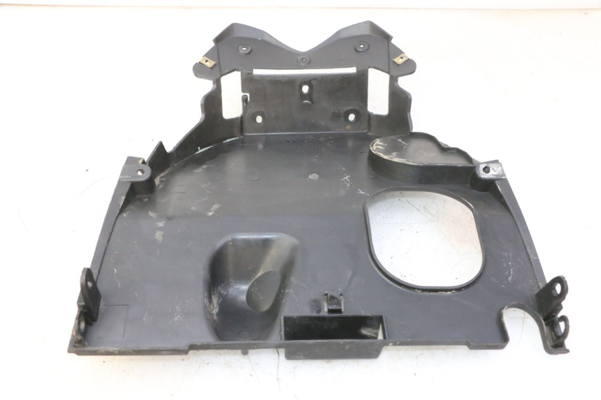 photo de PASSAGEM DA RODA TRASEIRA KYMCO AGILITY NAKED RENOUVO 2T 50 (2011 - 2018) - Outro ângulo de visão