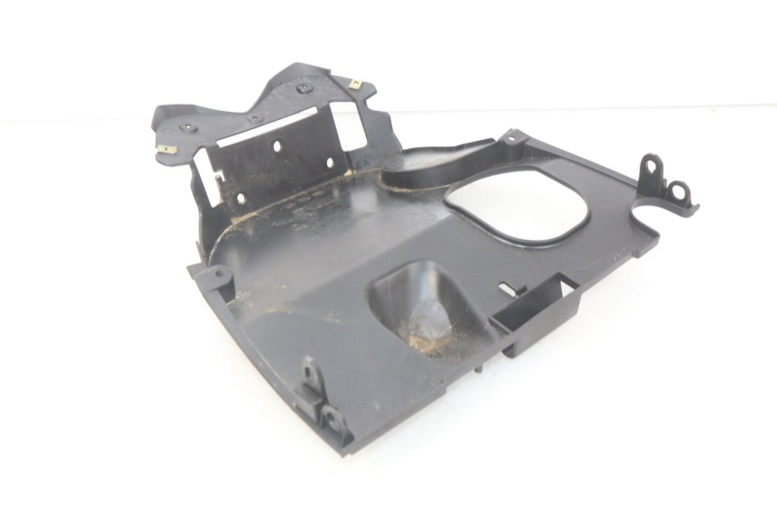 photo de PASSAGEM DA RODA TRASEIRA KYMCO AGILITY RS 2T 50 (2009 - 2013) - Detalhe da peça
