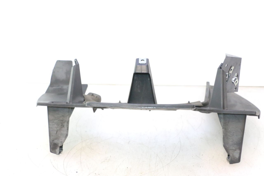photo de PASSAGEM DA RODA TRASEIRA APRILIA ATLANTIC S 125 (2010 - 2013) - Detalhe da peça