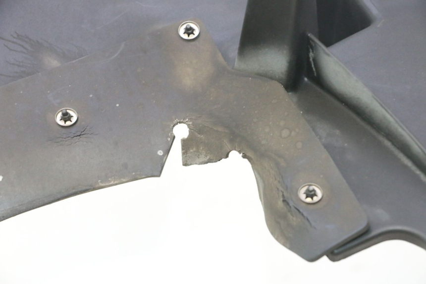 photo de PASSAGEM DA RODA TRASEIRA APRILIA ATLANTIC S 125 (2010 - 2013) - Estado da superfície
