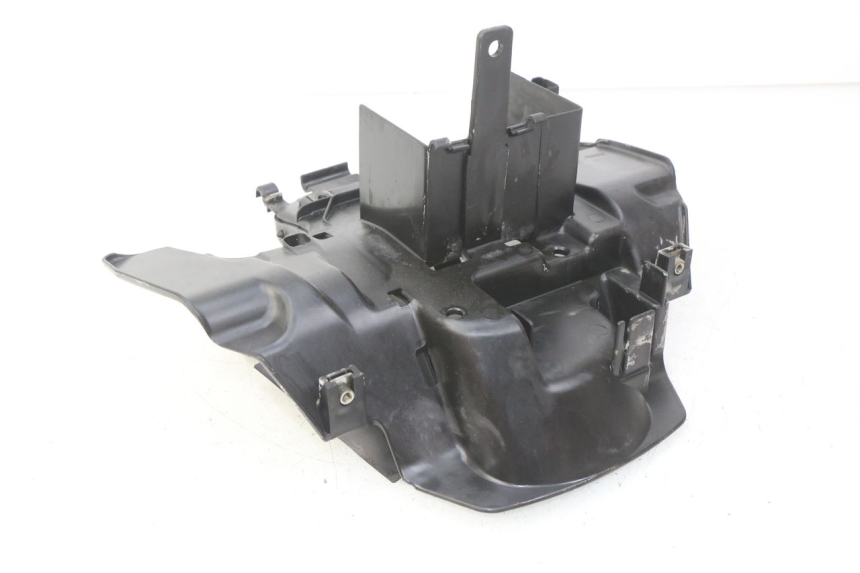 photo de PASSAGEM DA RODA TRASEIRA HONDA BALI EX 100 (1996 - 2000) - Detalhe da peça
