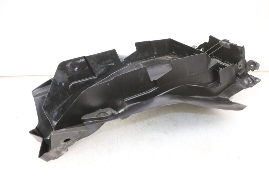 photo de PASSAGEM DA RODA TRASEIRA SUZUKI DL V STROM 1000 (2002 - 2007) - Detalhe da peça