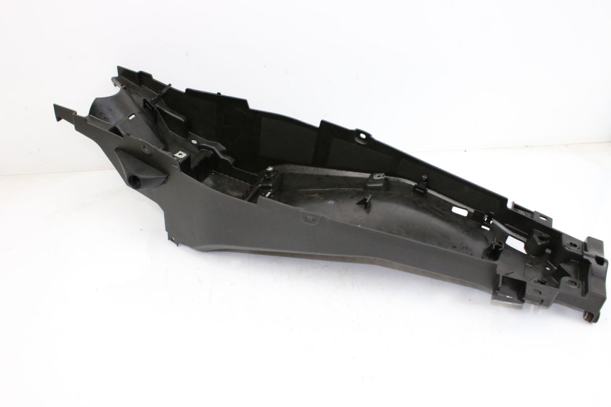 photo de PASSAGEM DA RODA TRASEIRA BMW F GS K81 850 (2018 - 2023) - Detalhe da peça