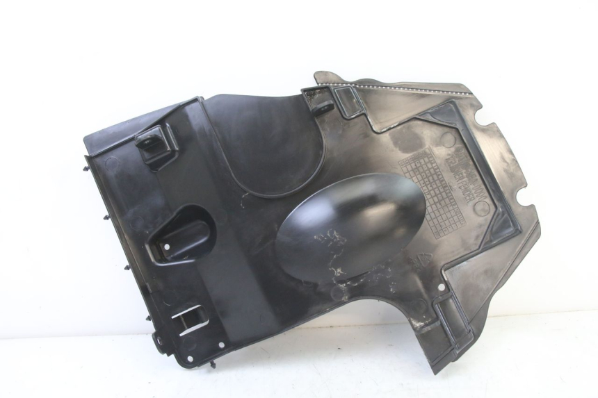 photo de PASSAGEM DA RODA TRASEIRA SYM FIDDLE 3 III 125 (2014 - 2020) - Vista principal