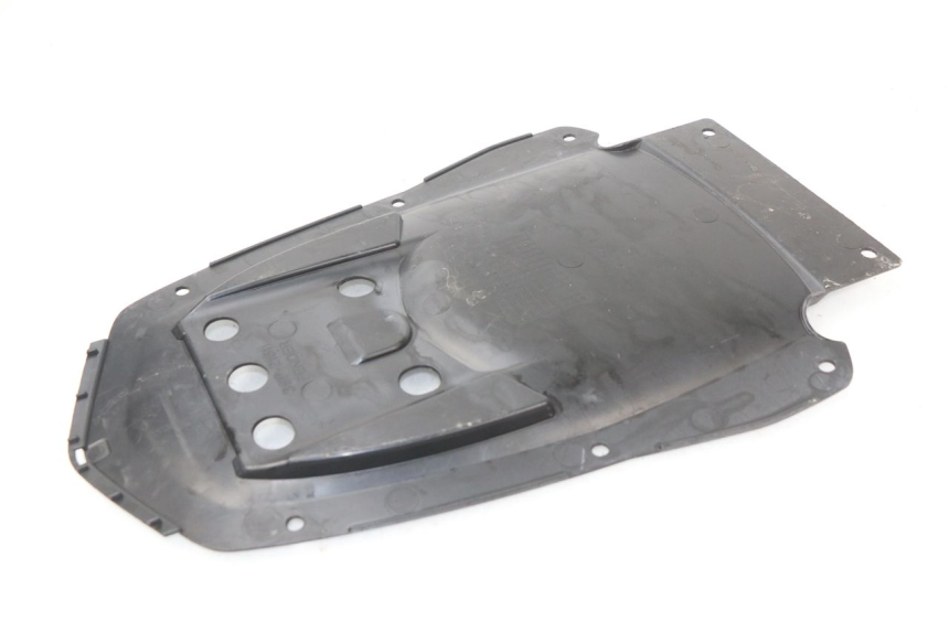 photo de PASSAGEM DA RODA TRASEIRA YAMAHA FZ8 800 (2010 - 2016) - Outro ângulo de visão