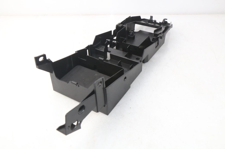 photo de PASSAGEM DA RODA TRASEIRA YAMAHA FZ8 800 (2010 - 2016) - Ampliação técnica