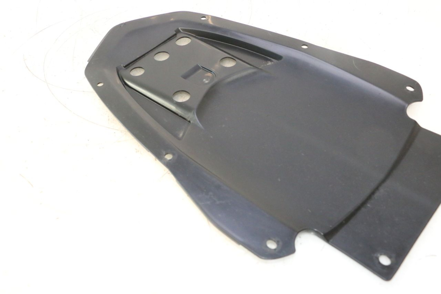 photo de PASSAGEM DA RODA TRASEIRA YAMAHA FZ8 800 (2010 - 2016) - Pontos de fixação