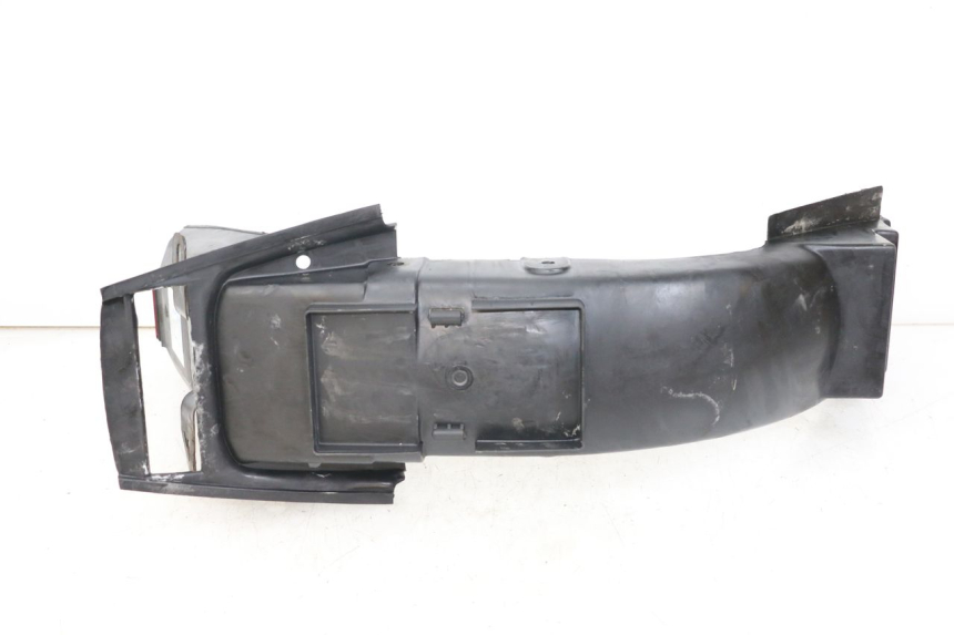 photo de PASSAGEM DA RODA TRASEIRA HYOSUNG GF 125 (2001 - 2005) - Outro ângulo de visão