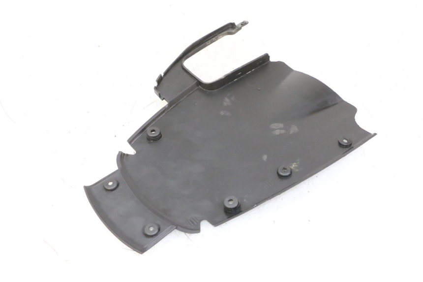 photo de PASSAGEM DA RODA TRASEIRA GILERA NEXUS 300 (2008 - 2013) - Detalhe da peça
