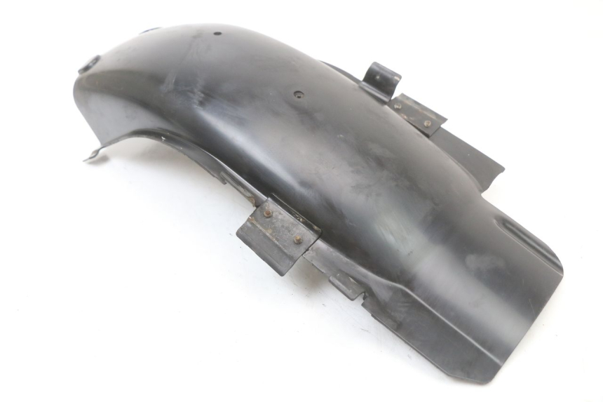 photo de PASSAGEM DA RODA TRASEIRA SUZUKI GN 125 (1997 - 2000) - Detalhe da peça