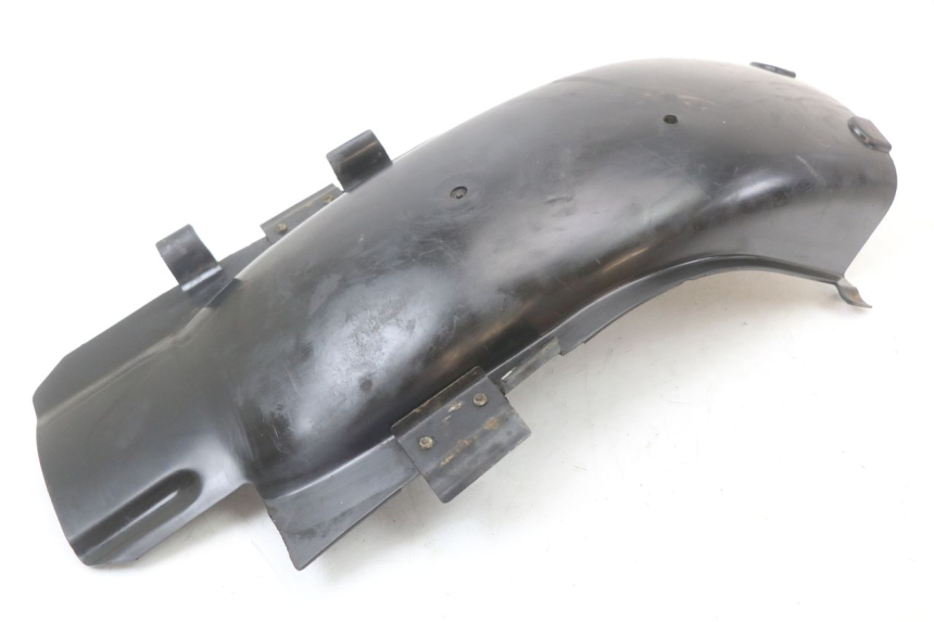 photo de PASSAGEM DA RODA TRASEIRA SUZUKI GN 125 (1997 - 2000) - Outro ângulo de visão