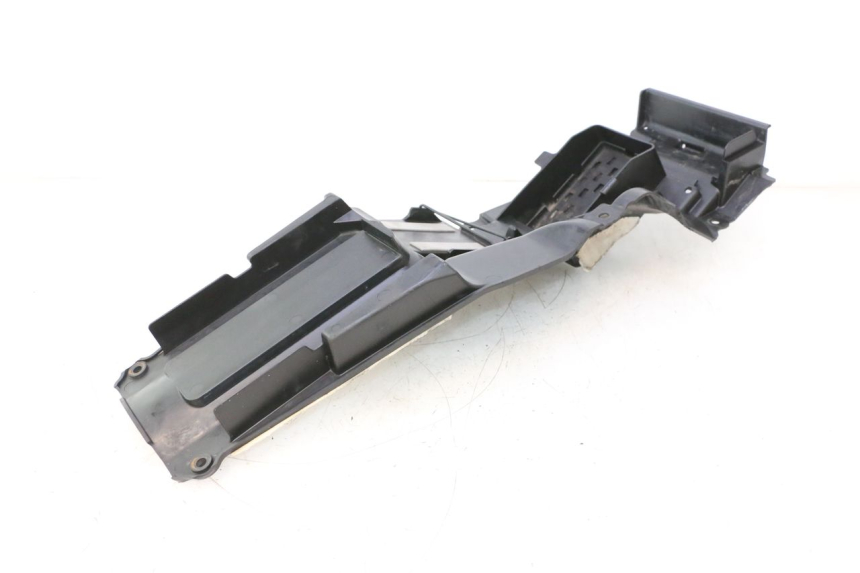 photo de PASSAGEM DA RODA TRASEIRA SUZUKI GSR 600 (2005 - 2012) - Ampliação técnica