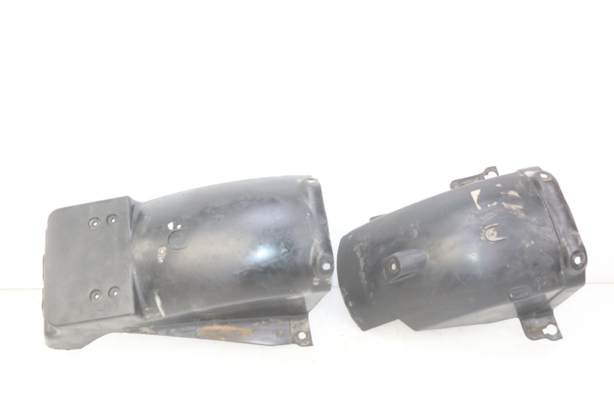 photo de PASSAGEM DA RODA TRASEIRA SUZUKI GSX-F GSX  F 1100 (1988 - 1994) - Pontos de fixação