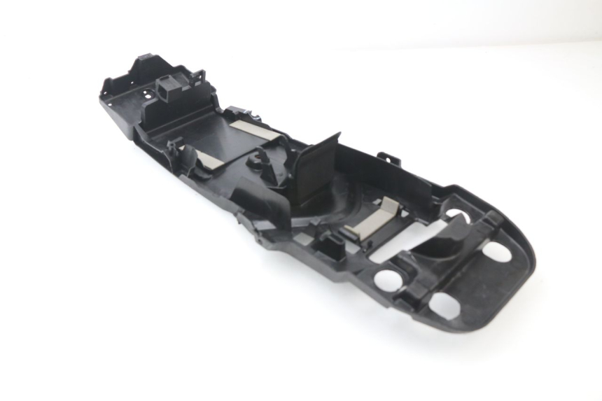 photo de PASSAGEM DA RODA TRASEIRA SUZUKI GSX-R GSXR 600 (2008 - 2010) - Ampliação dos componentes