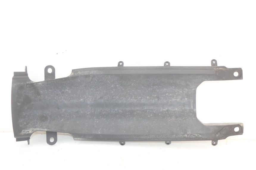 photo de PASSAGEM DA RODA TRASEIRA HUSQVARNA SVARTPILEN 401 (2018 - 2023) - Outro ângulo de visão
