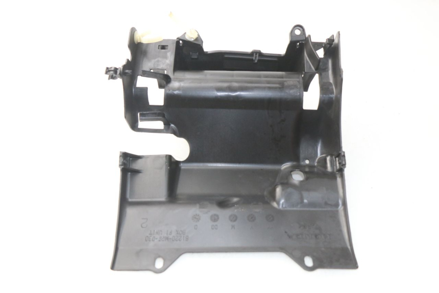 photo de PASSAGEM DA RODA TRASEIRA HONDA INTEGRA NC D 750 (2016 - 2018) - Outro ângulo de visão