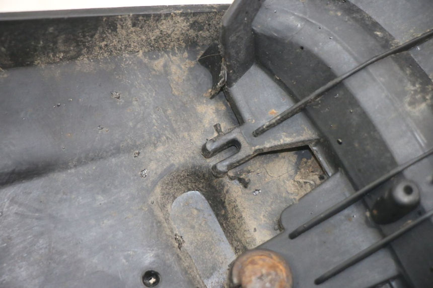 photo de PASSAGEM DA RODA TRASEIRA PEUGEOT KISBEE 4T 50 (2010 - 2017) - Outro ângulo de visão