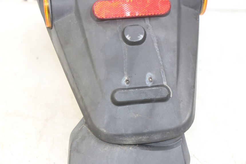 photo de PASSAGEM DA RODA TRASEIRA PEUGEOT KISBEE 4T 50 (2010 - 2017) - Estado da superfície