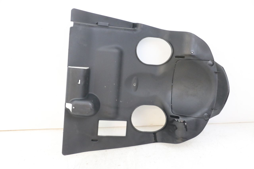 photo de PASSAGEM DA RODA TRASEIRA KYMCO LIKE 125 (2009 - 2016) - Detalhe da peça