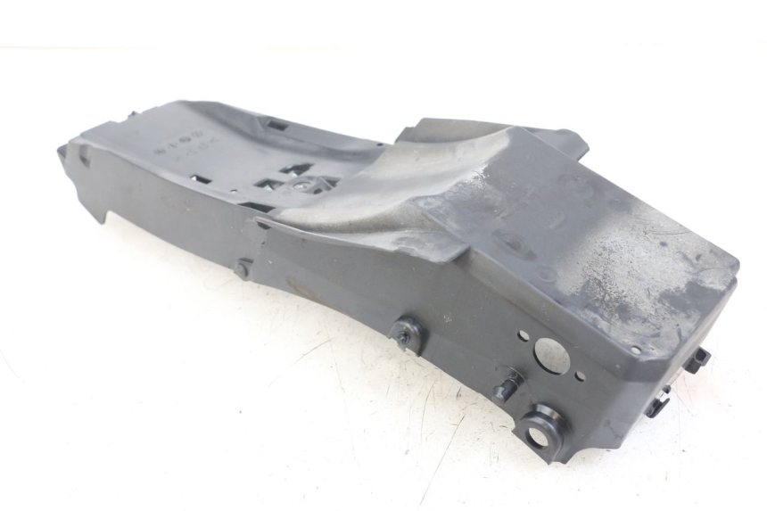 photo de PASSAGEM DA RODA TRASEIRA YAMAHA MT-07 MT07 ABS 700 (2014 - 2017) - Pontos de fixação