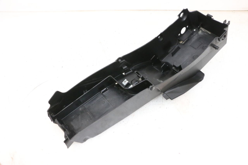 photo de PASSAGEM DA RODA TRASEIRA YAMAHA MT-07 MT07 ABS 700 (2018 - 2020) - Detalhe da peça