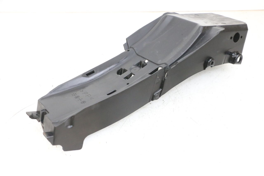 photo de PASSAGEM DA RODA TRASEIRA YAMAHA MT-07 MT07 ABS 700 (2018 - 2020) - Pontos de fixação