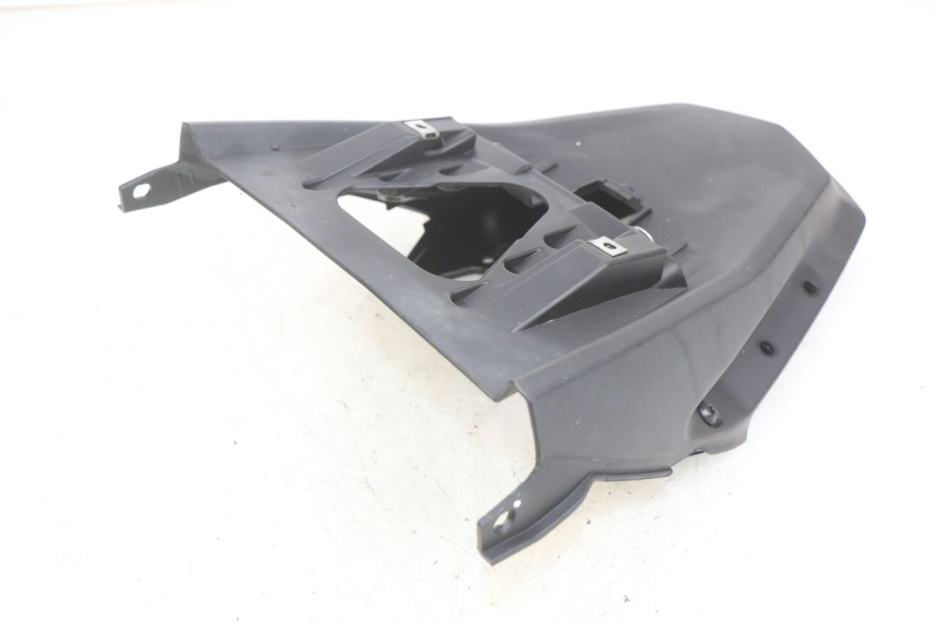 photo de PASSAGEM DA RODA TRASEIRA YAMAHA MT ABS 125 (2014 - 2018) - Outro ângulo de visão