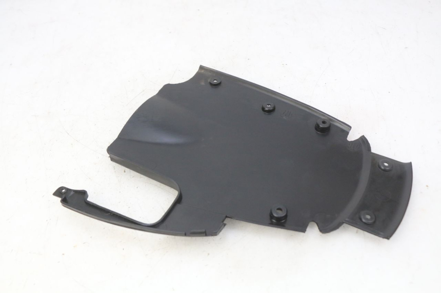 photo de PASSAGEM DA RODA TRASEIRA GILERA NEXUS 125 (2009 - 2013) - Detalhe da peça