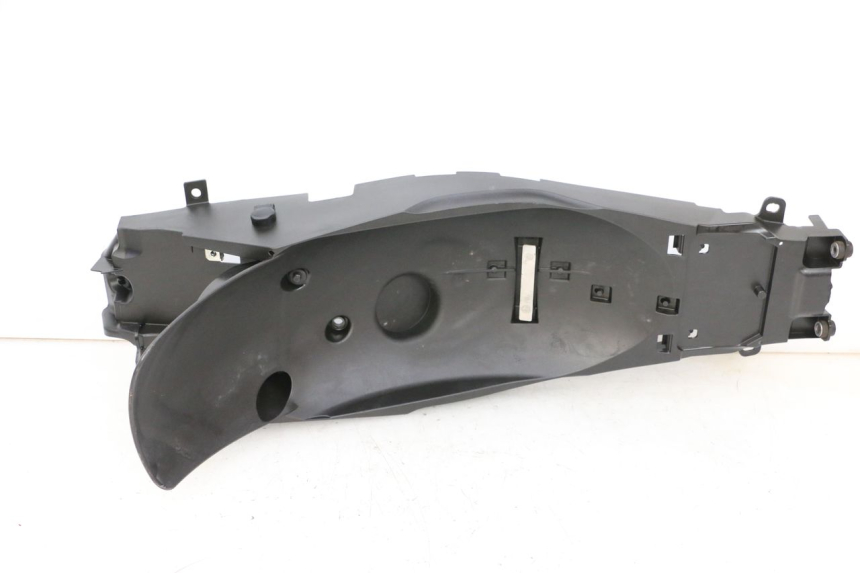photo de PASSAGEM DA RODA TRASEIRA BMW R GS 1250 (2021 - 2024) - Pontos de fixação