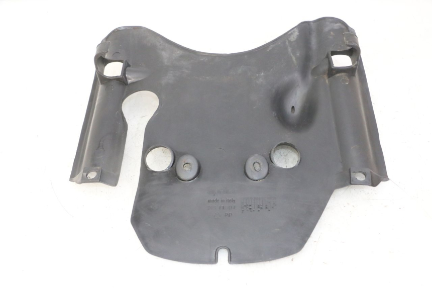 photo de PASSAGEM DA RODA TRASEIRA APRILIA RALLY AC 50 (1995 - 2004) - Detalhe da peça