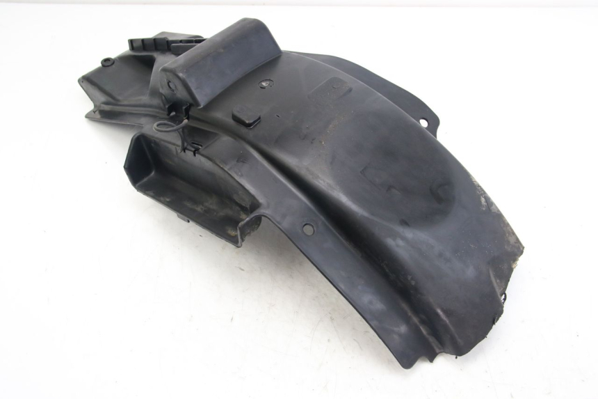 photo de PASSAGEM DA RODA TRASEIRA HYOSUNG RT KARION 125 (2003 - 2007) - Ampliação técnica