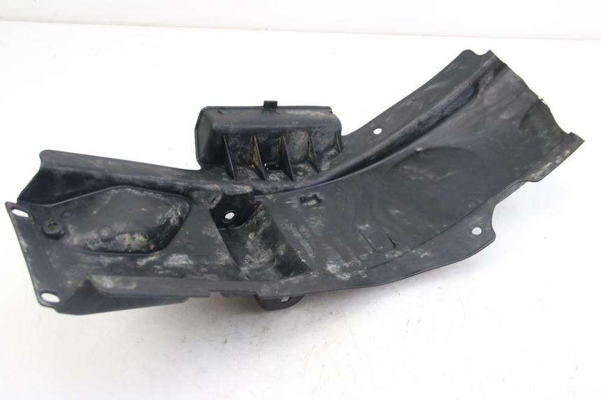 photo de PASSAGEM DA RODA TRASEIRA HYOSUNG RT KARION 125 (2003 - 2007) - Pontos de fixação