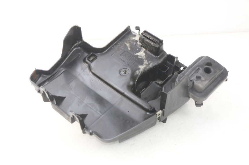 photo de PASSAGEM DA RODA TRASEIRA HONDA SCV LEAD 100 (2003 - 2007) - Vista principal
