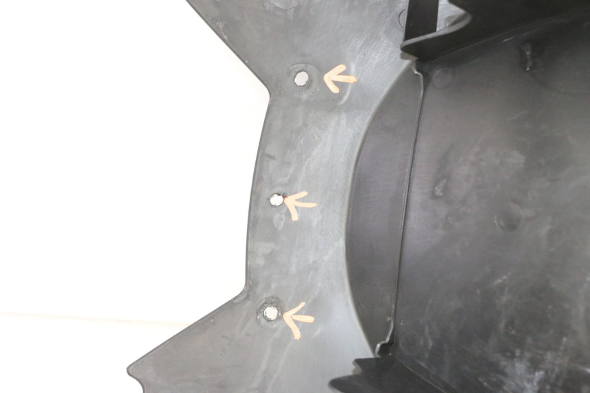 photo de PASSAGEM DA RODA TRASEIRA SUZUKI SV S 650 (2003 - 2009) - Detalhes característicos