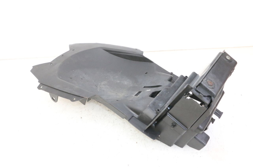 photo de PASSAGEM DA RODA TRASEIRA SUZUKI SV S 650 (2003 - 2009) - Vista geral