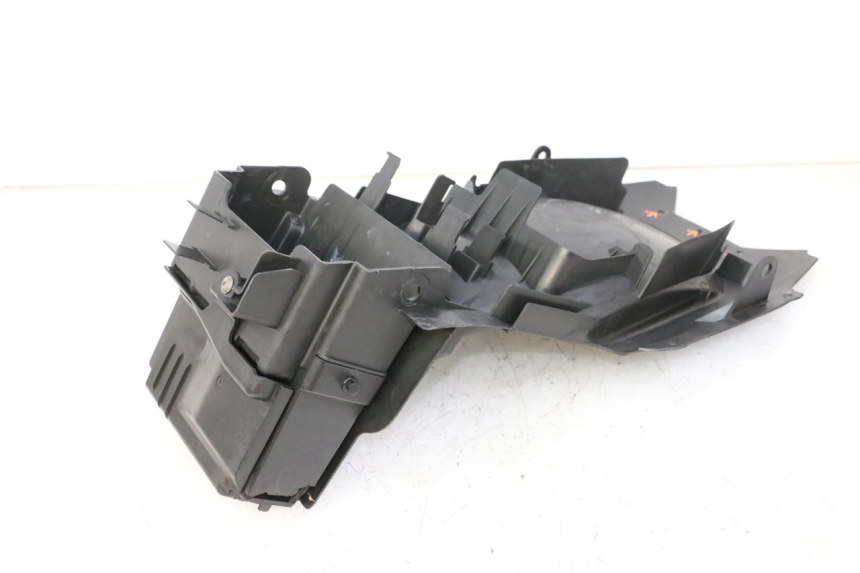 photo de PASSAGEM DA RODA TRASEIRA SUZUKI SV S 650 (2003 - 2009) - Marcações e referências